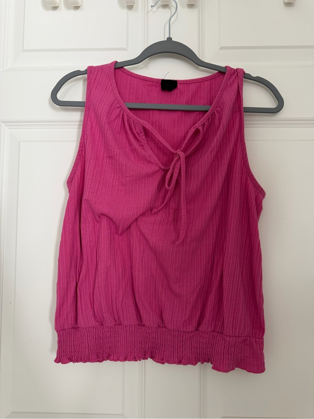 Women's Pink Tie-Neck Sleeveless Top